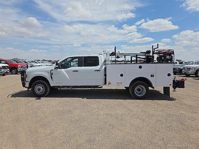 2025 Ford F-350 Crew Cab DRW 4x4 Cab Chassis for sale #1578813 - photo 2