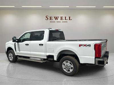 2025 Ford F-250 Crew Cab 4x4 Pickup for sale #1579406 - photo 2