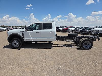 2025 Ford F-550 Crew Cab DRW 4x4 Cab Chassis for sale #1586640 - photo 2