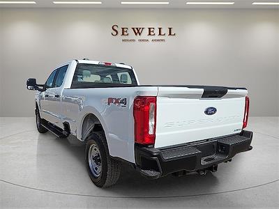 New 2025 Ford F-250 Lariat Crew Cab 4WD Pickup for sale #1588245 - photo 2