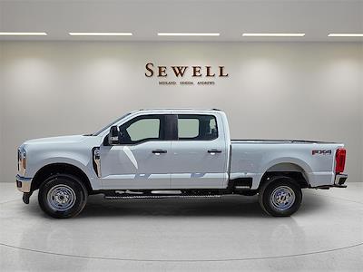 New 2025 Ford F-250 XL Crew Cab 4WD Pickup for sale #1588371 - photo 2