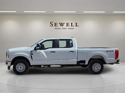 New 2025 Ford F-250 XL Crew Cab 4WD Pickup for sale #1588513 - photo 2