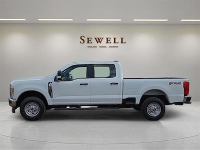 2025 Ford F-250 Crew Cab 4WD Pickup for sale #1589128 - photo 2