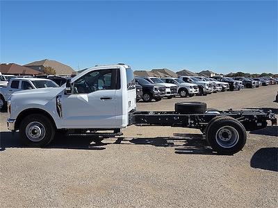New 2026 Ford F-350 XLT Regular Cab DRW Pickup for sale #1635101 - photo 2