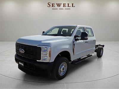 2026 Ford F-250 Crew Cab 4WD Cab Chassis for sale #1639705 - photo 1