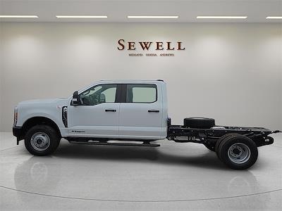 2026 Ford F-350 Crew Cab DRW 4WD Pickup for sale #1655228 - photo 2