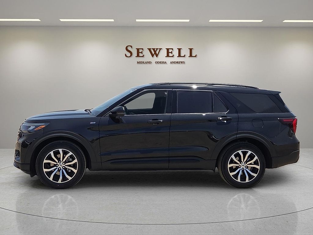 New 2026 Ford Explorer - photo 2