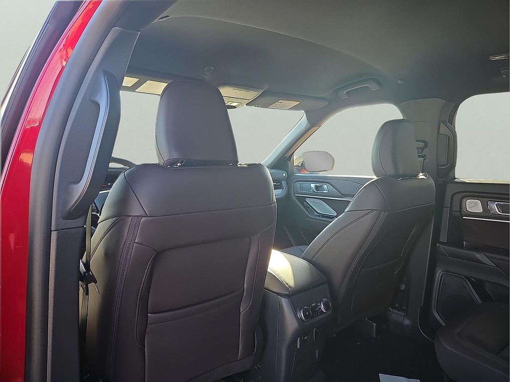 New 2026 Ford Explorer - photo 12