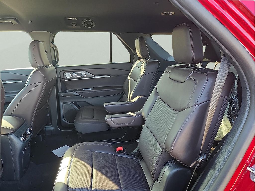 New 2026 Ford Explorer - photo 13
