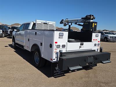 2026 Ford F-350 Crew Cab DRW 4WD Mechanics Body for sale #1663295 - photo 2