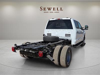 2026 Ford F-350 Crew Cab DRW 4WD Pickup for sale #1687602 - photo 2