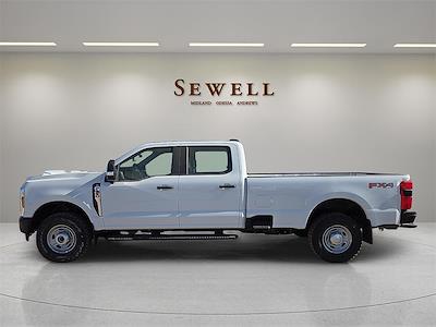 2026 Ford F-250 Crew Cab 4WD Pickup for sale #1698410 - photo 2