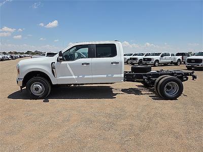 2024 Ford F-350 Crew Cab DRW 4x4 Cab Chassis for sale #441622 - photo 2