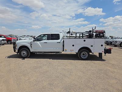 2025 Ford F-350 Crew Cab DRW 4x4 Cab Chassis for sale #504329 - photo 2