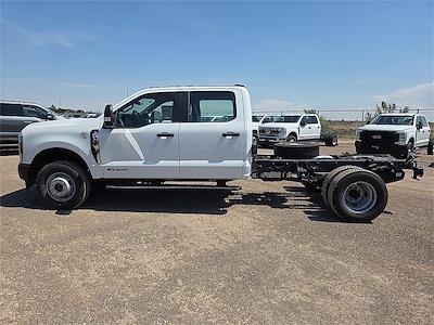 2025 Ford F-350 Crew Cab DRW 4x4 Cab Chassis for sale #504661 - photo 2