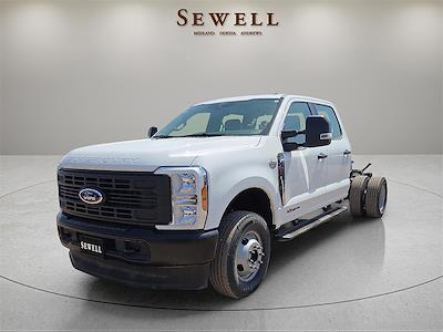2025 Ford F-350 Crew Cab DRW 4WD Cab Chassis for sale #513717 - photo 1