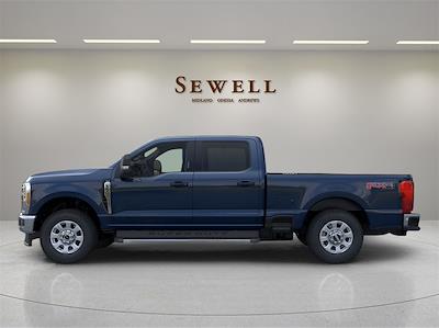 2025 Ford F-250 Crew Cab 4x4 Pickup for sale #516337 - photo 2