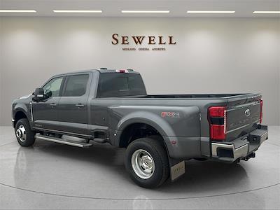 2025 Ford F-350 Crew Cab DRW 4x4 Pickup for sale #521902 - photo 2