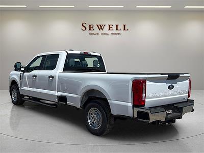 2025 Ford F-250 Crew Cab 4x2 Pickup for sale #530188 - photo 2