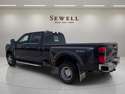 2025 Ford F-350 Crew Cab DRW 4x4 Pickup for sale #541793 - photo 2