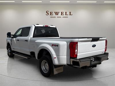 2025 Ford F-350 Crew Cab DRW 4x4 Pickup for sale #559796 - photo 2