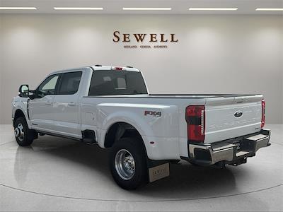 New 2025 Ford F-350 Lariat Crew Cab 4x4 DRW Pickup for sale #565532 - photo 2