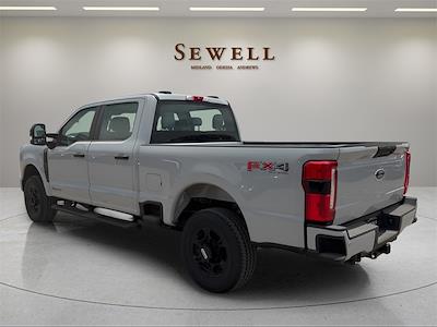 2025 Ford F-250 Crew Cab 4x4 Pickup for sale #568239 - photo 2