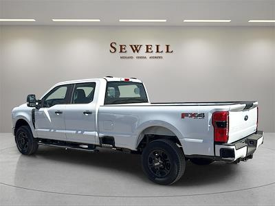 2025 Ford F-250 Crew Cab 4x4 Pickup for sale #570969 - photo 2