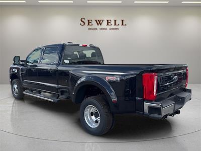 2025 Ford F-350 Crew Cab DRW 4x4 Pickup for sale #574656 - photo 2