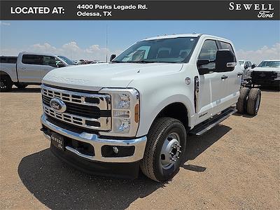 2025 Ford F-350 Crew Cab DRW 4x4 Cab Chassis for sale #593779 - photo 1