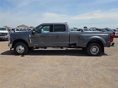 2025 Ford F-350 Crew Cab DRW 4x4 Pickup for sale #594680 - photo 2