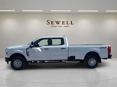 New 2025 Ford F-250 XL Crew Cab 4x4 Pickup for sale #595635 - photo 2