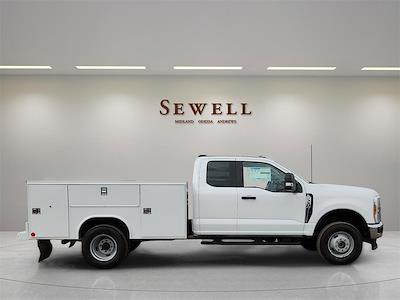 2024 Ford F-350 Super Cab DRW 4x4, Reading SL Service Truck