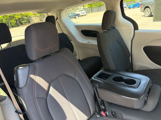 Used 2018 Chrysler Pacifica - photo 33