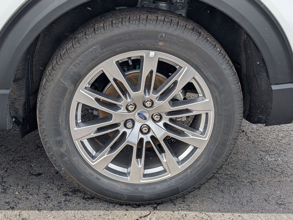 New 2025 Ford Explorer - photo 19