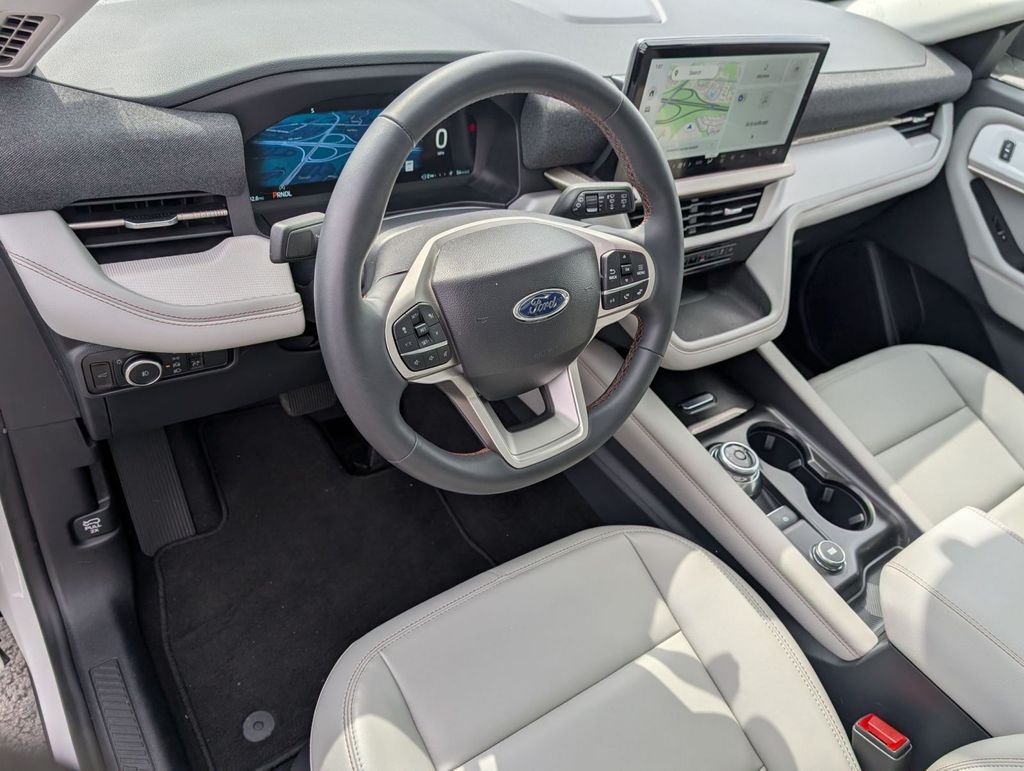 New 2025 Ford Explorer - photo 25
