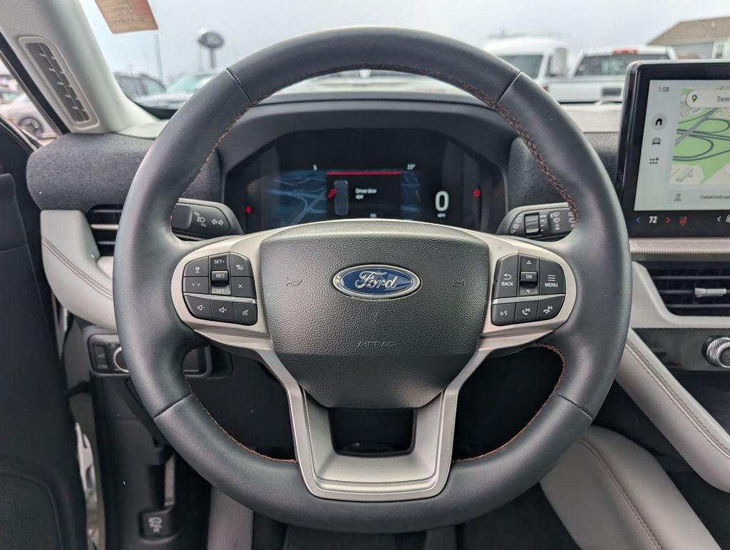 New 2025 Ford Explorer - photo 32