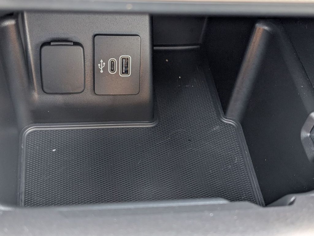 New 2025 Ford Explorer - photo 41