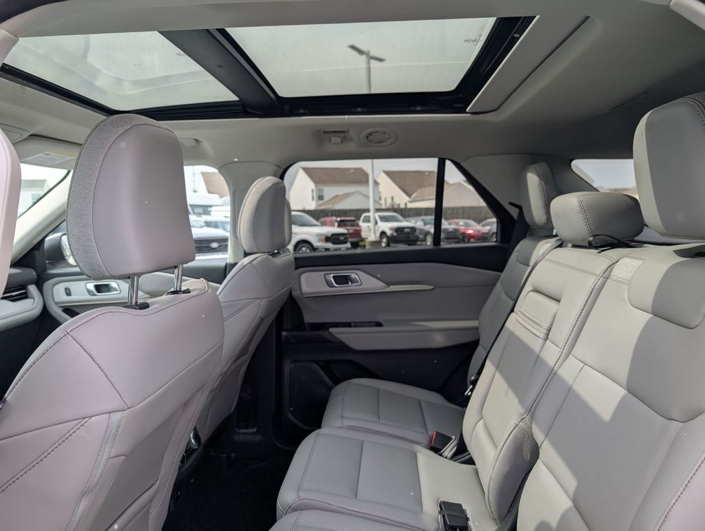 New 2025 Ford Explorer - photo 49