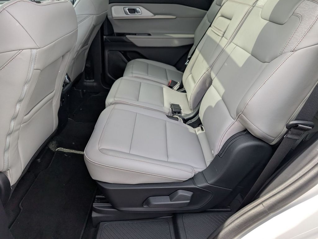 New 2025 Ford Explorer - photo 50
