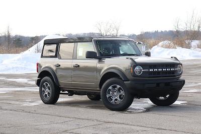 New 2025 Ford Bronco - photo 2