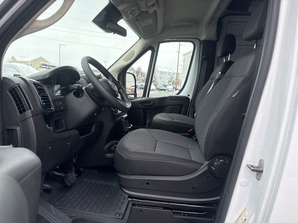 Used 2024 Ram ProMaster 2500 - photo 12