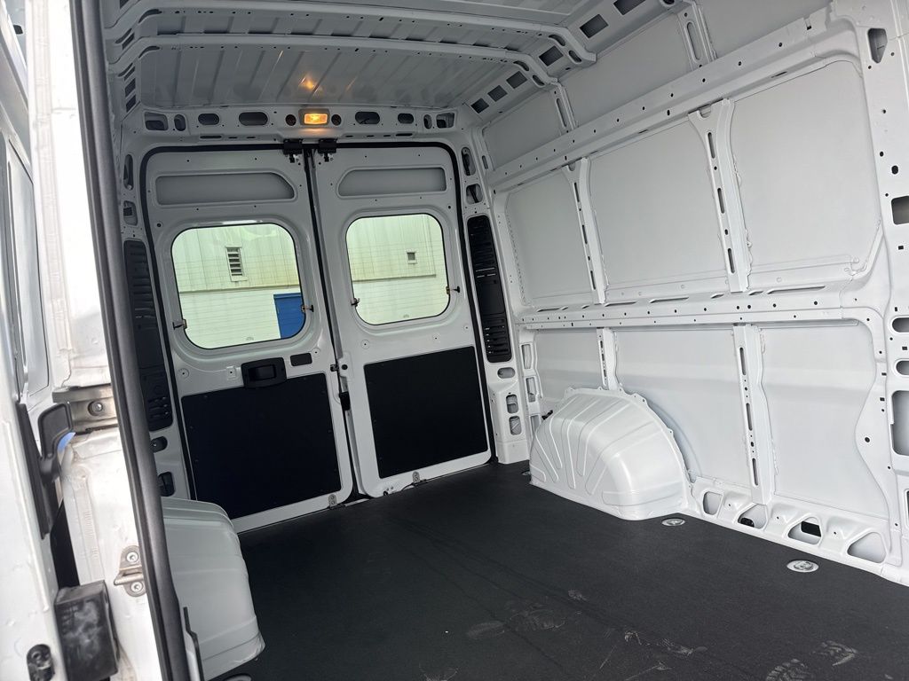 Used 2024 Ram ProMaster 2500 - photo 34