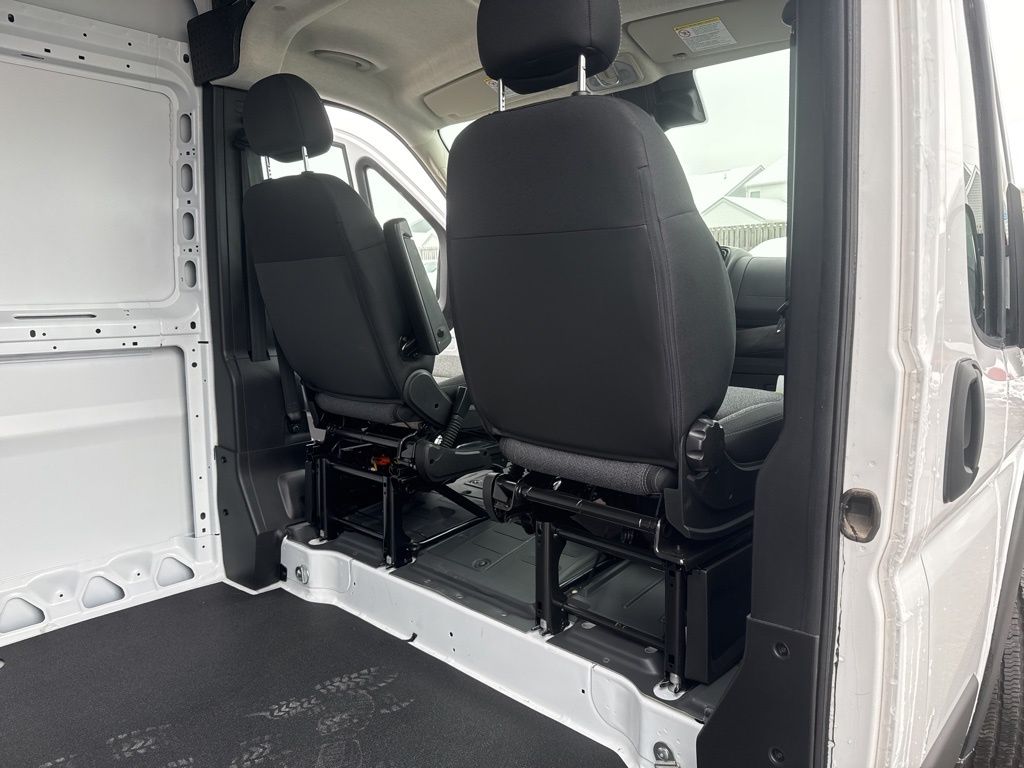 Used 2024 Ram ProMaster 2500 - photo 35