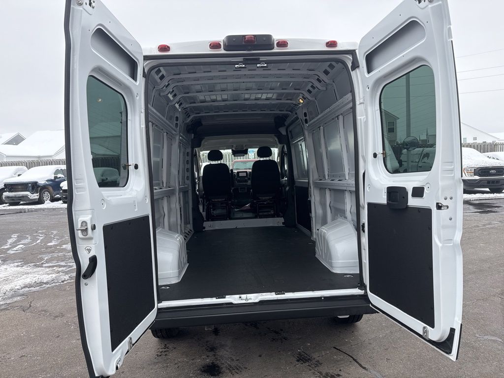 Used 2024 Ram ProMaster 2500 - photo 37