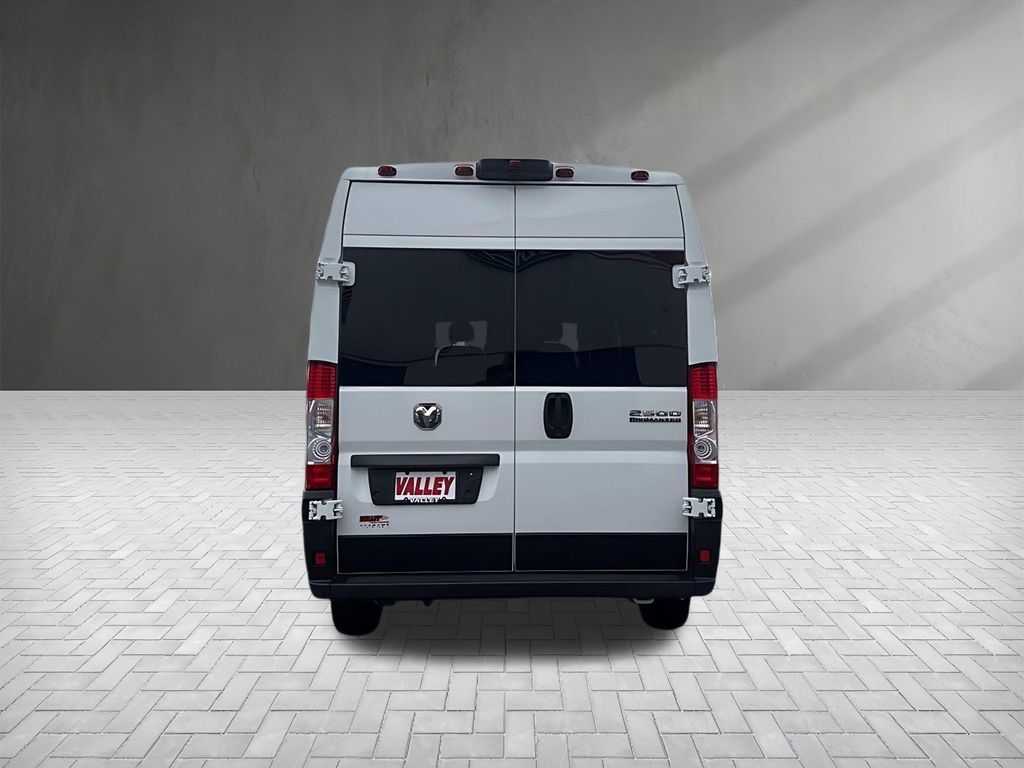 Used 2024 Ram ProMaster 2500 - photo 9