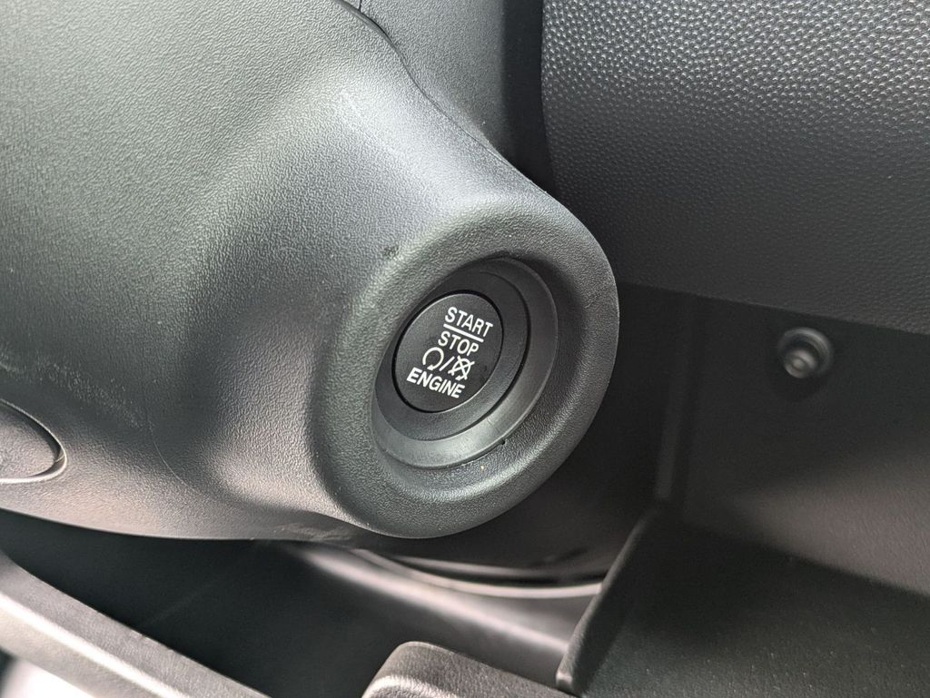 Used 2024 Ram ProMaster 2500 - photo 32