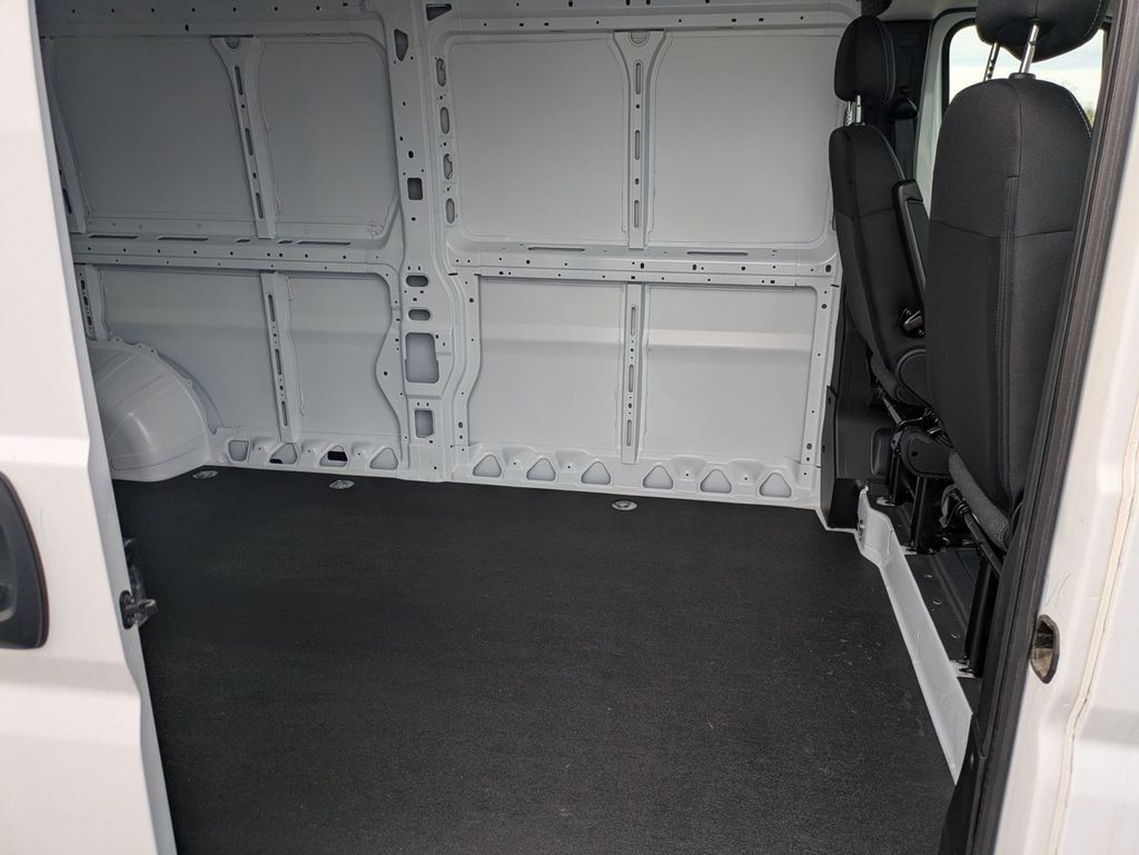 Used 2024 Ram ProMaster 2500 - photo 33