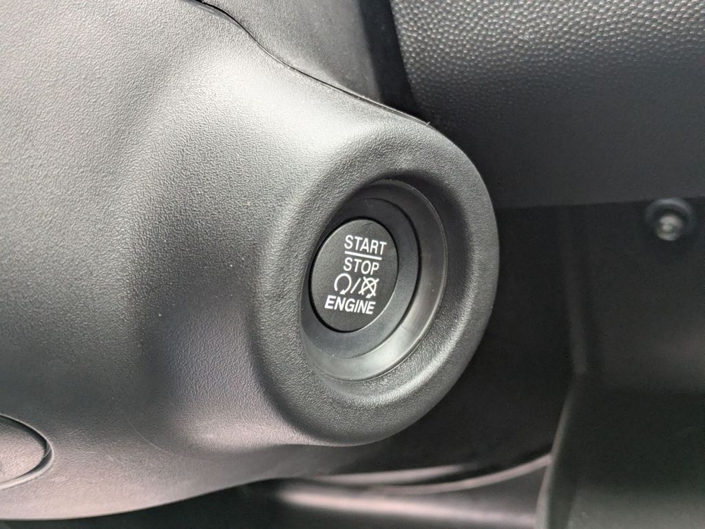 Used 2024 Ram ProMaster 2500 - photo 32