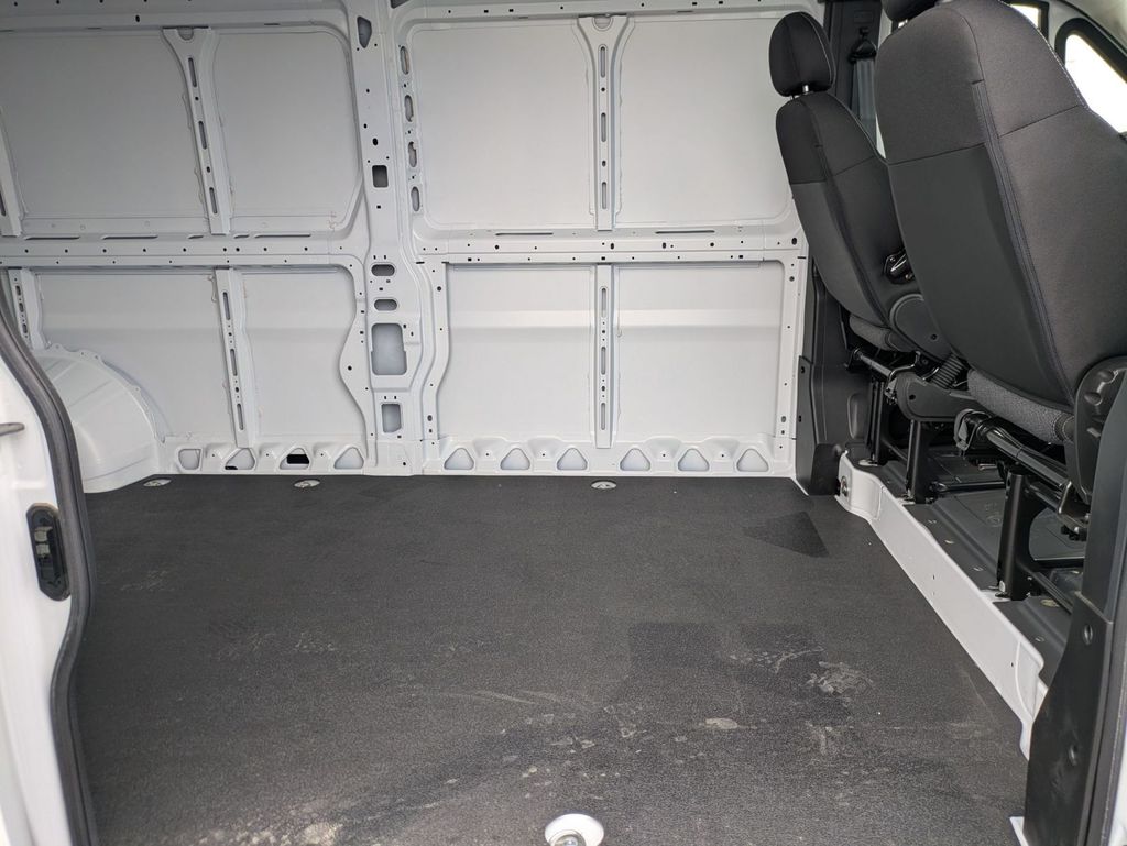 Used 2024 Ram ProMaster 2500 - photo 33